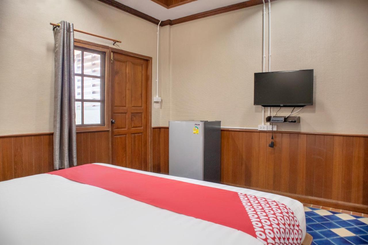 Oyo 736 Poshtel 3*